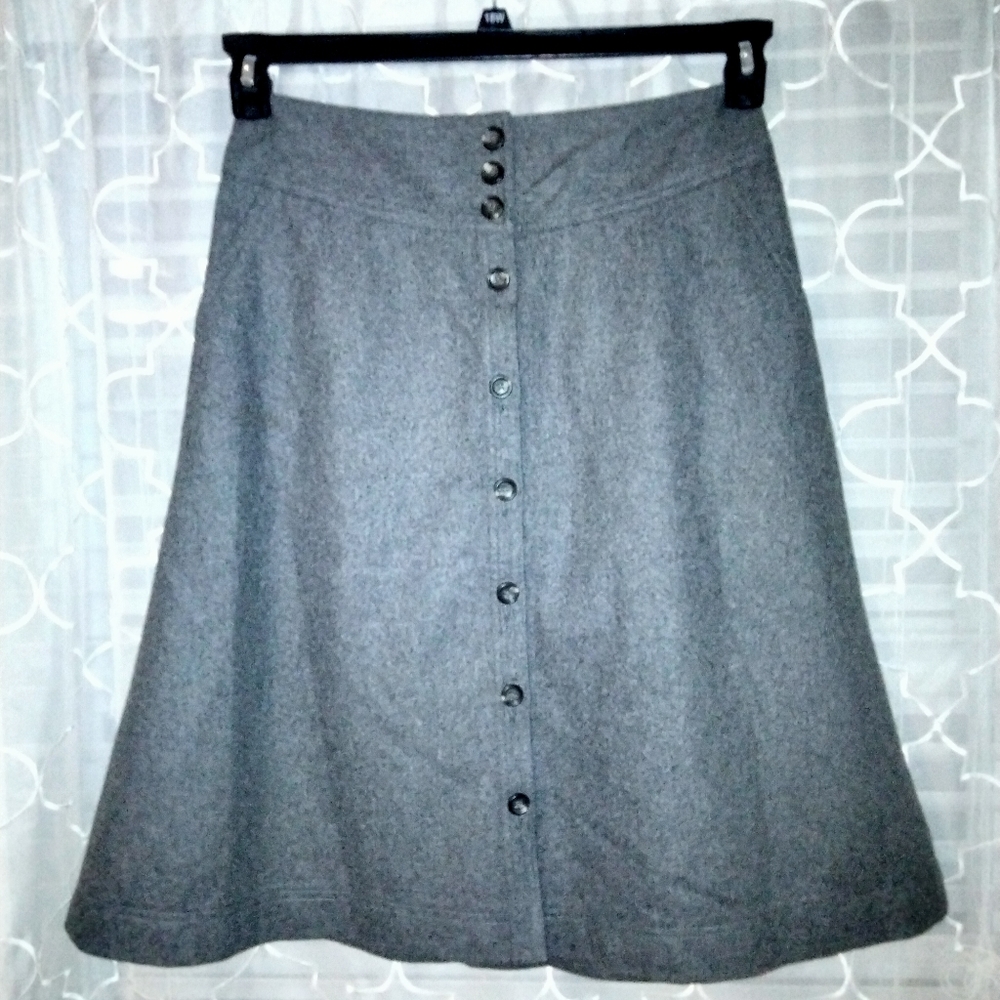 Banana Republic Wool Skirt sz 6